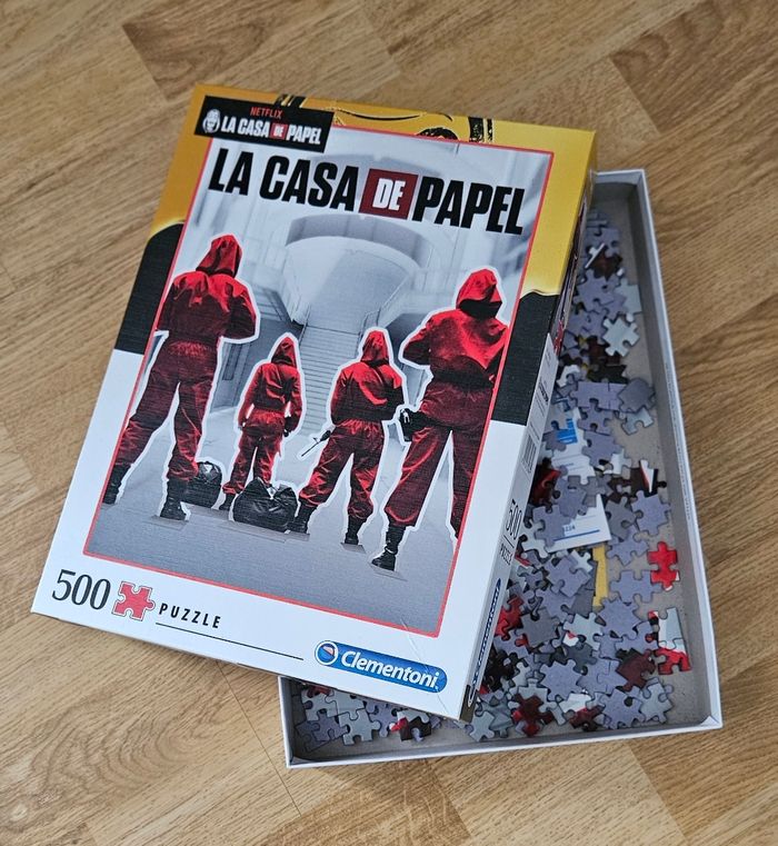 Puzzle LA Casa De Papel - photo numéro 2