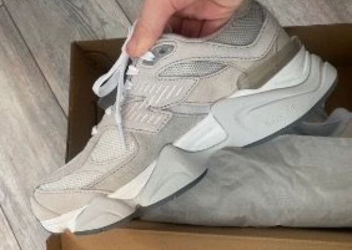 New balance 9060 beige blanche 44 - photo numéro 4