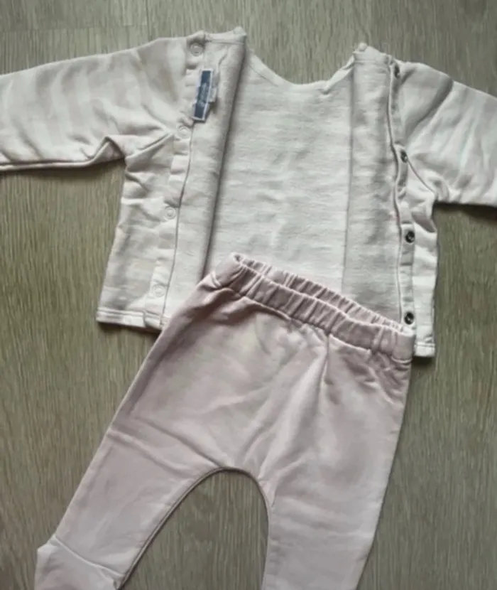 Ensemble fille 1-3 mois - photo numéro 5