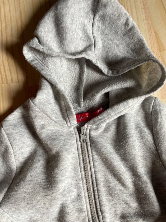 Gilet à capuche zippé - photo numéro 2