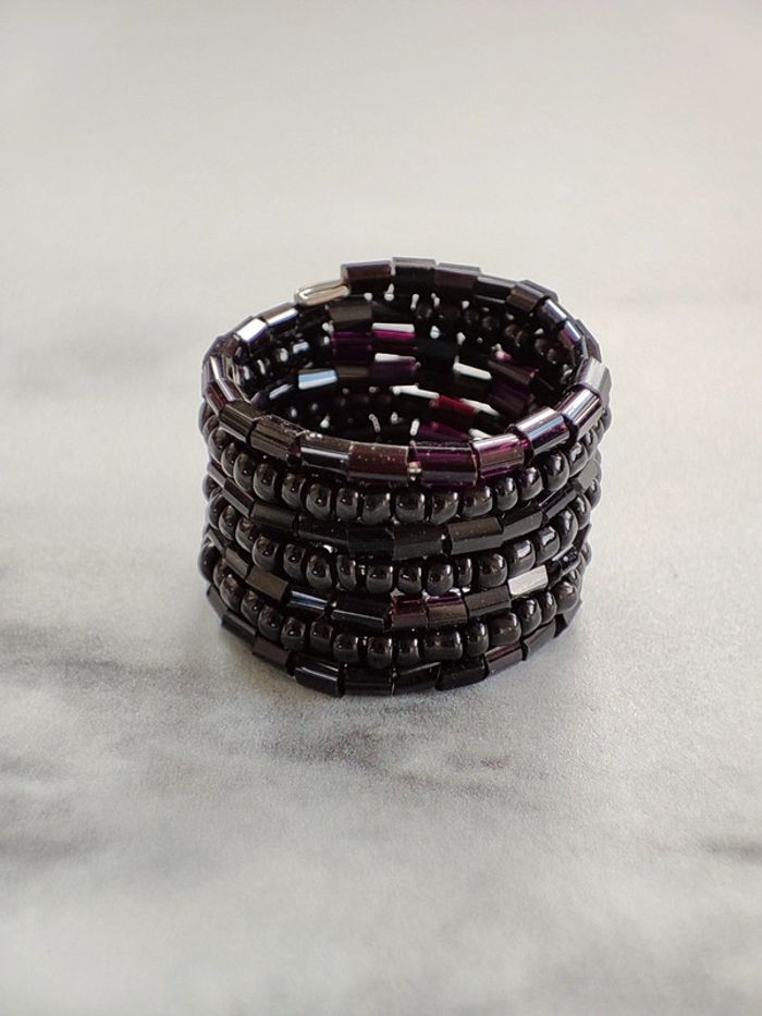 Bague perles noires - photo numéro 2