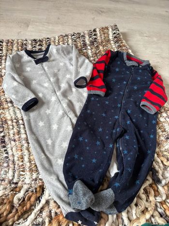 2 pyjamas polaire garçon 12/18 mois