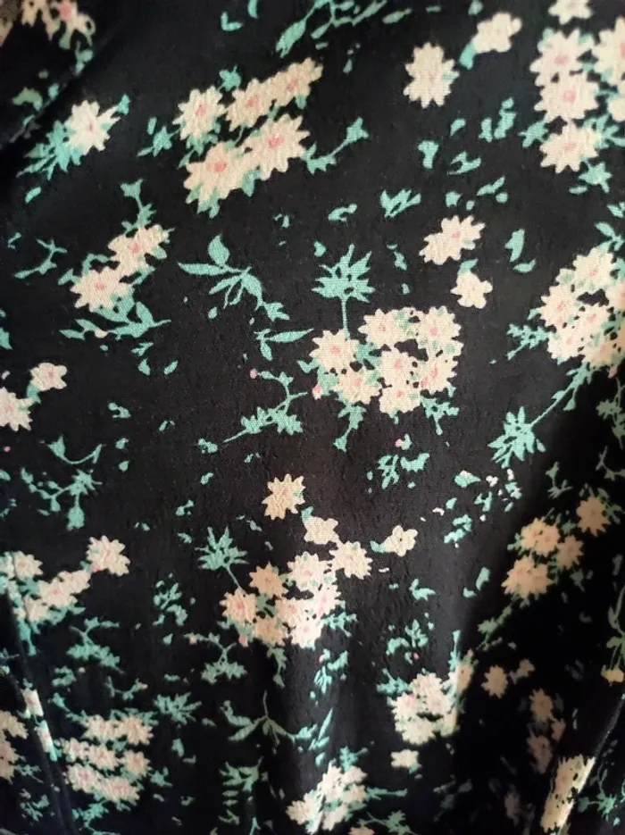 Robe chemise a fleurs manche longue - photo numéro 3
