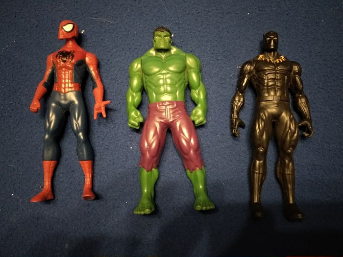 3 figurines Marvel 15 cm