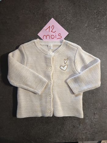 Gilet beige coeurs 12 mois