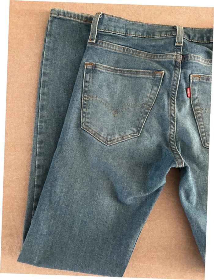 Jeans Levis skinny taper W29L32 bleu comme neuf - photo numéro 9