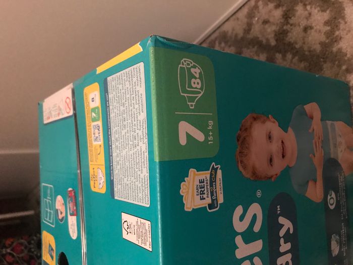 Neuf maxi XXL paquet de couches pampers baby dry taille 7 soit 84 couches - photo numéro 2