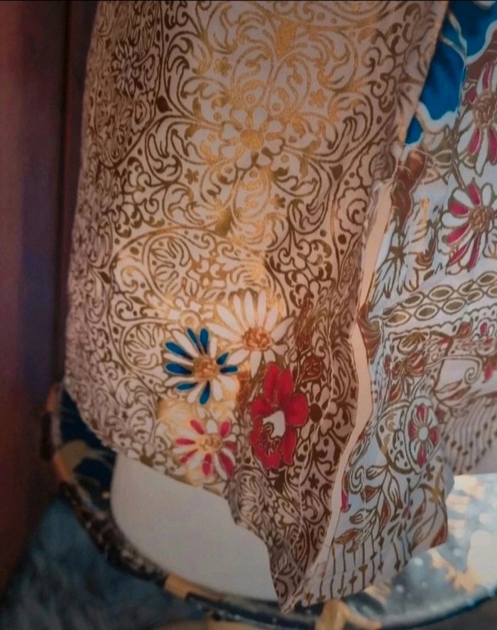 Top motif fleur taille 38/40 - photo numéro 8