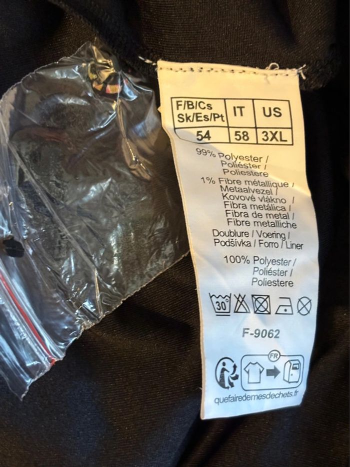 Superbe robe en mousseline doublée noire imprimé floral 54 - photo numéro 9