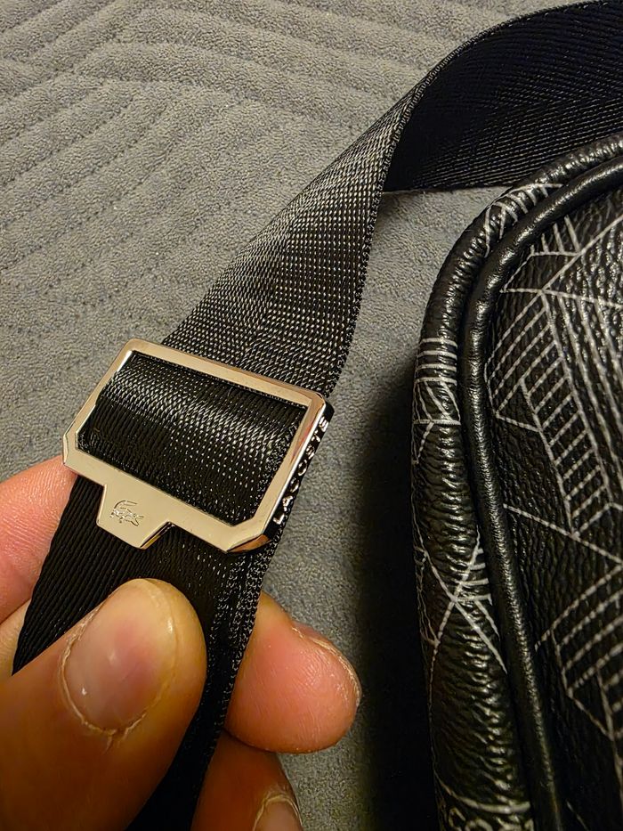 Sac à bandoulière Lacoste - photo numéro 9