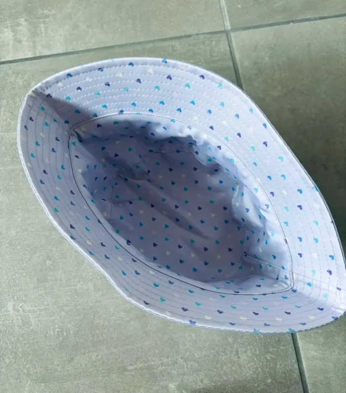 Magnifique chapeau bob lilas cœur réversible neuf - photo numéro 2