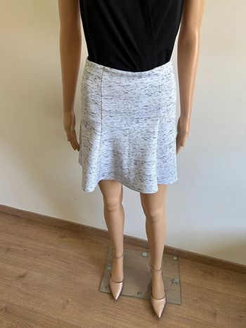 Jupe blanche et grise Hollister taille M jamais portée