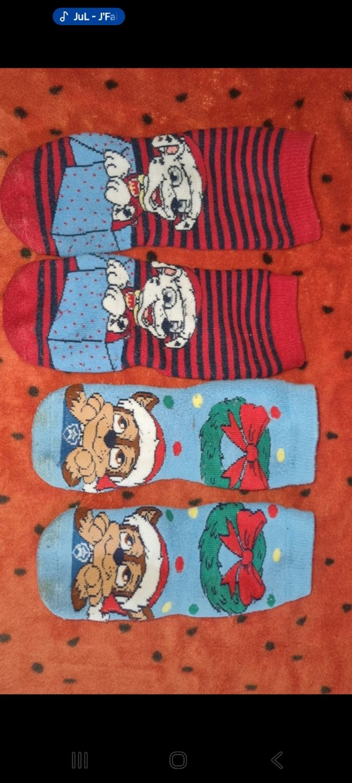 Grosse chaussette pat patrouille 27/30 en bon état