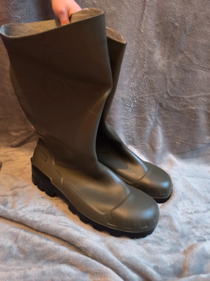 Botte de sécurité Dunlop taille 43
