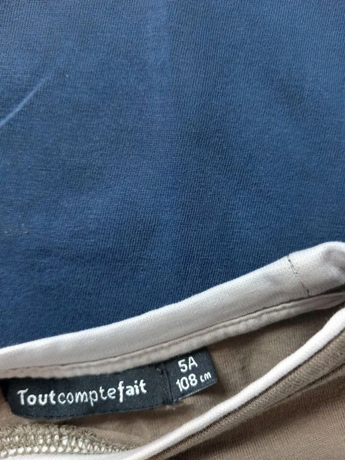 Lot de 4 tee-shirts manches 5 ans multimarques TBE - photo numéro 8