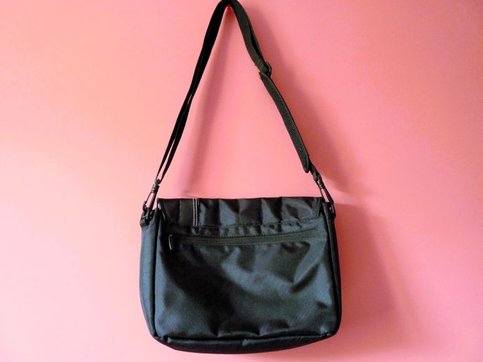 Sac sacoche informatique noire pochette PC bandouliere TBE - photo numéro 4