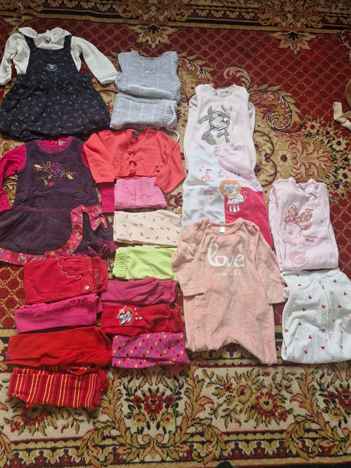 Lot de vettement fille