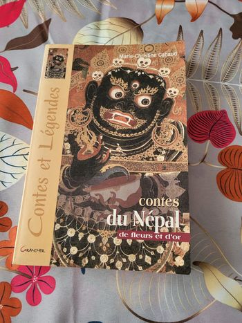Contes du Népal : de fleurs et d'or de  Marie-Christine Cabaud