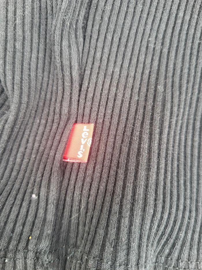 Superbe t shirt Levi's - photo numéro 6