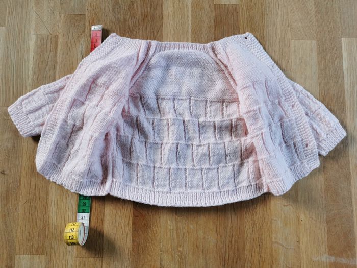 Gilet tricoté rose - photo numéro 2