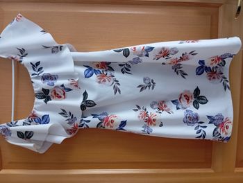 robe blanche fleurie