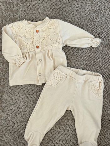 Ensemble fille 1 mois