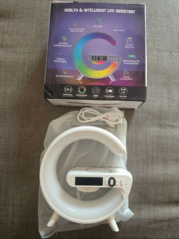 Enceinte chargeur radio reveil lumineux
