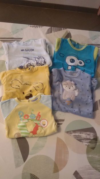 Lot 5 pyjamas