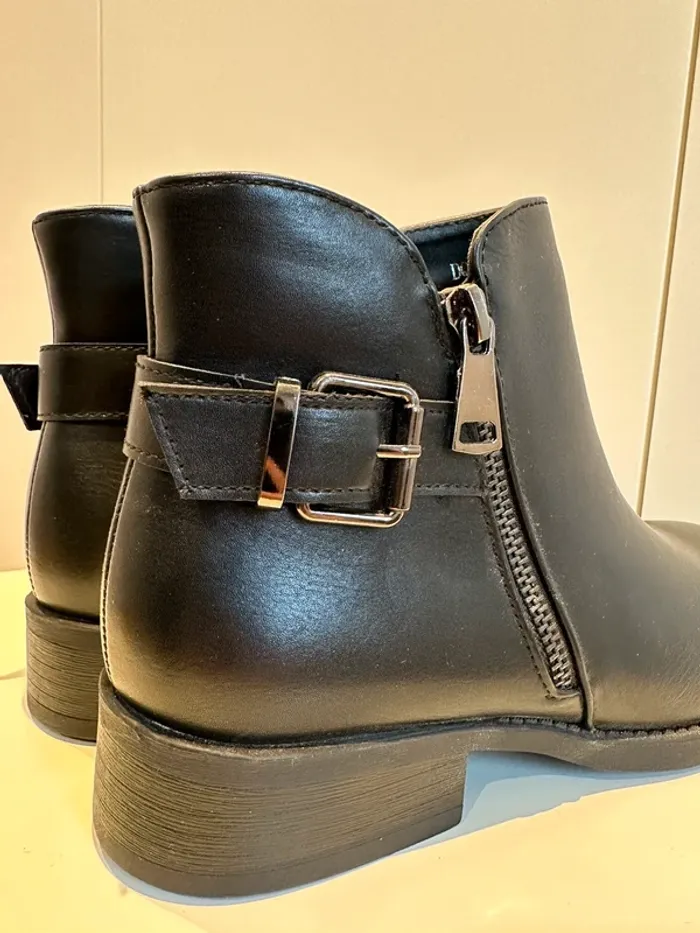 Bottines noires similicuir - photo numéro 5