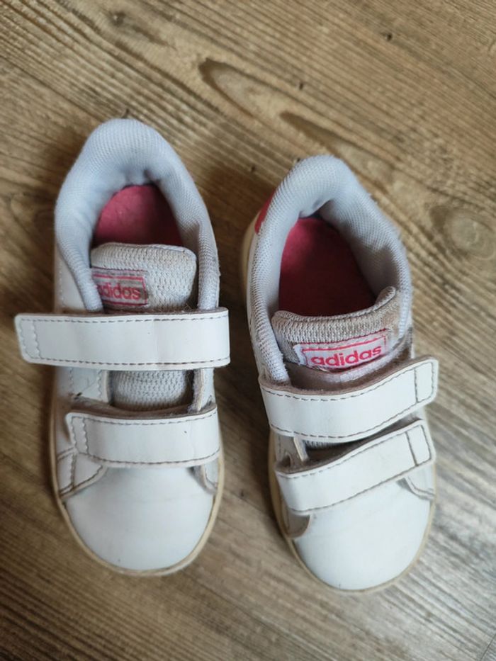 Basket Adidas blanc et rose T24 - photo numéro 2