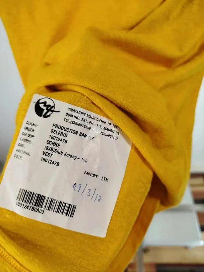 T-shirt brodé ajouré taille couleur jaune moutarde - Taille S - A166 - photo numéro 6