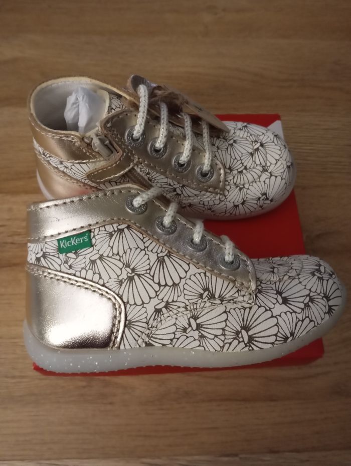 Kickers neuves pour fille en taille 24 - photo numéro 3