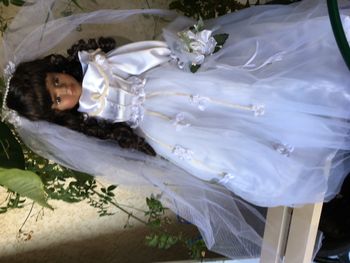 Poupée porcelaine véritable mariée