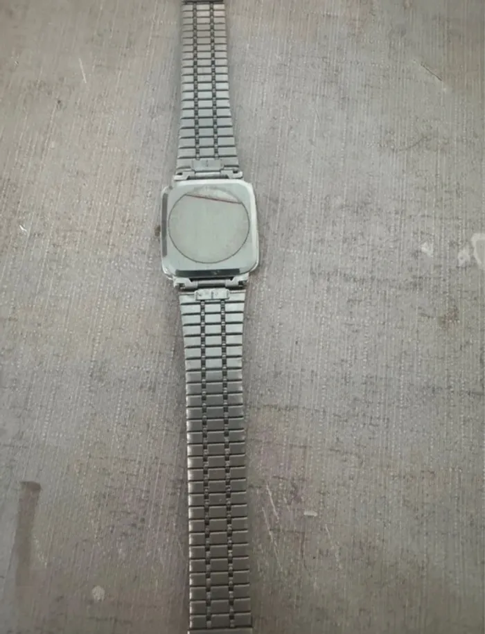 Montre femme - photo numéro 4