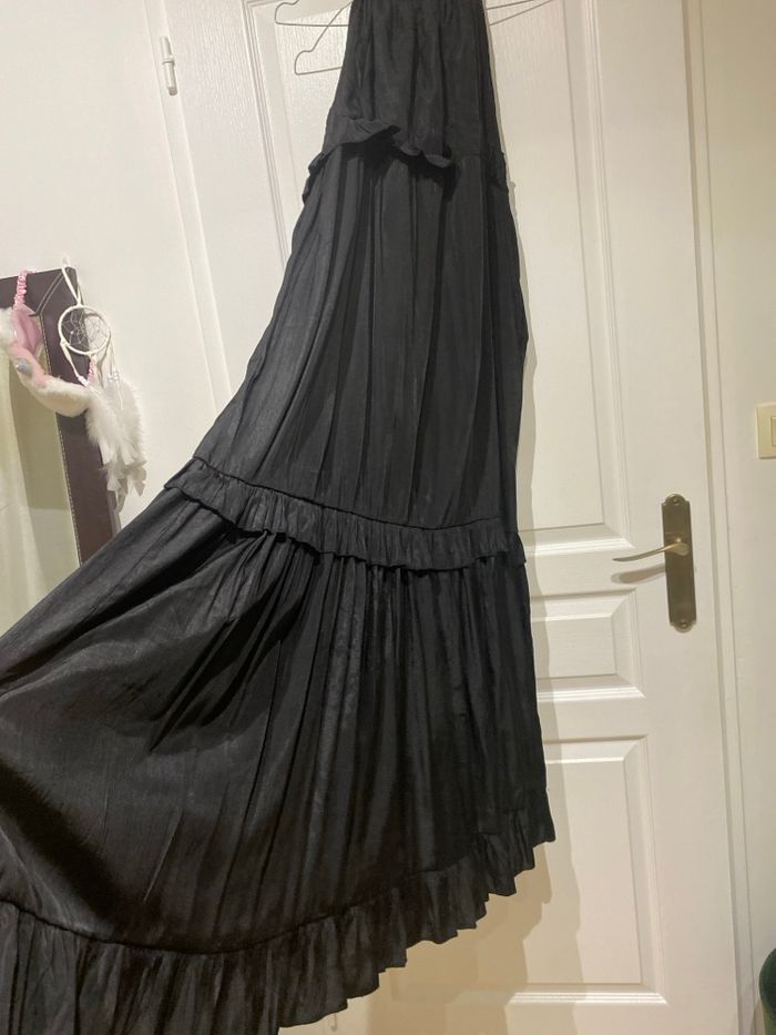 Robe longue noire - photo numéro 2