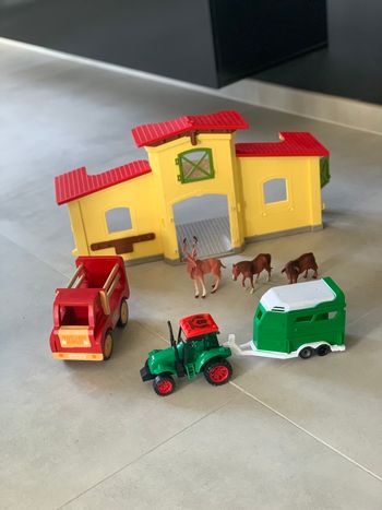 Lot véhicules ferme et animaux 