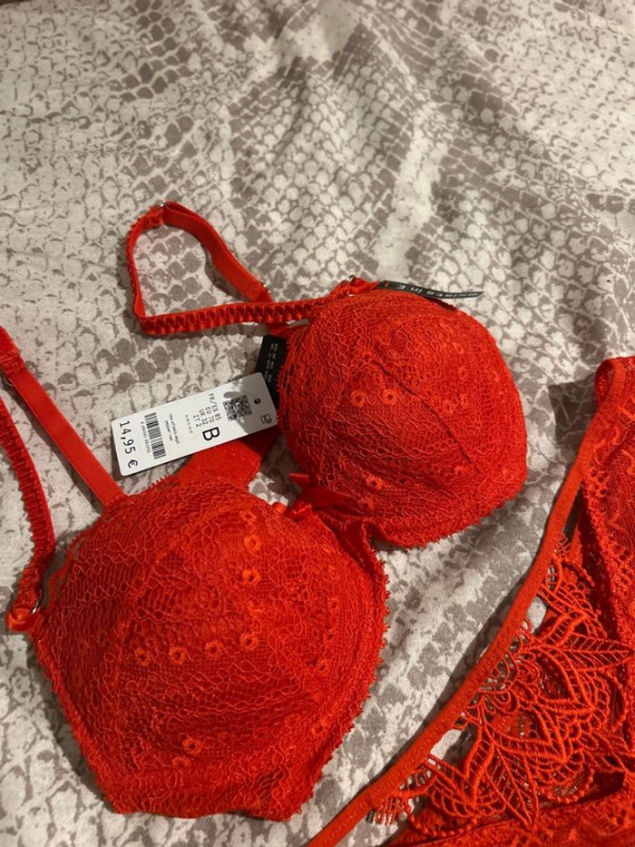 Ensemble lingerie soutien gorge shorty rouge Undiz - photo numéro 4