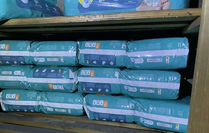 Lot pampers taille 3 - photo numéro 2
