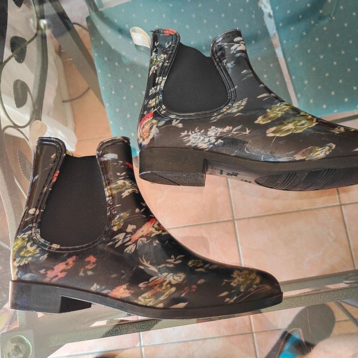 Bottines caoutchouc fleuries taille 39 - photo numéro 2