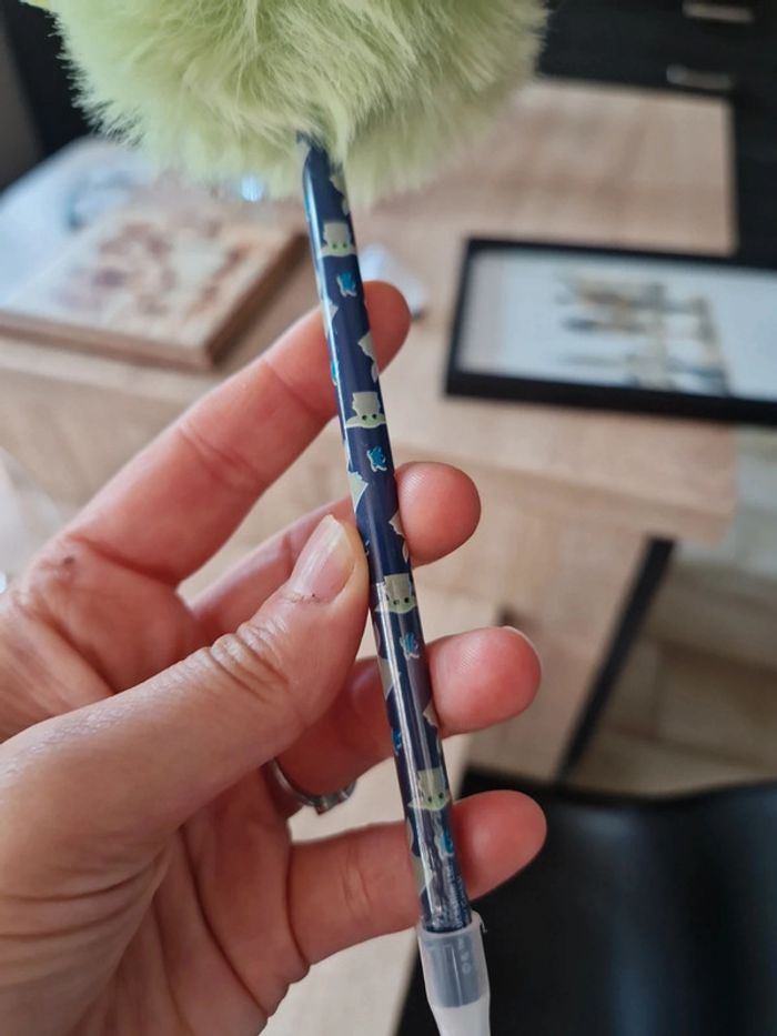Stylo bébé yoda grogu star wars - photo numéro 2