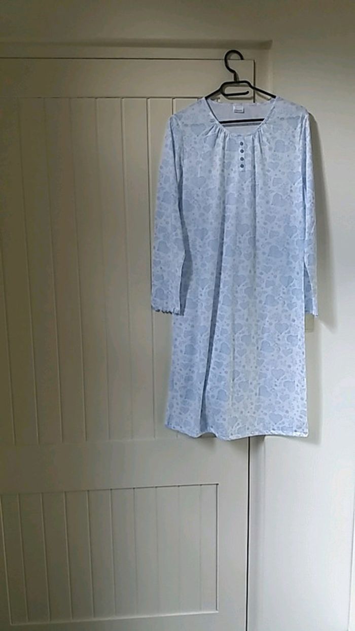 Robe de nuit - photo numéro 5