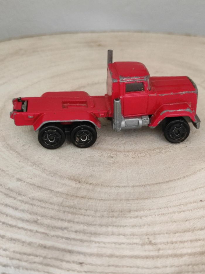 Majorette camion rouge n°297 échelle 1/100 - photo numéro 2