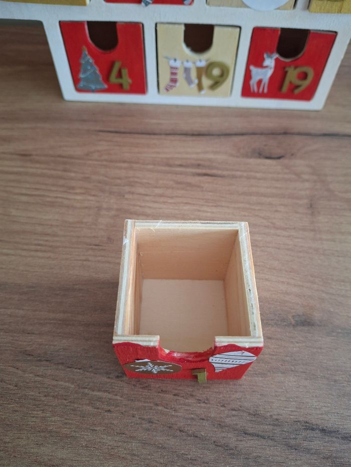 Calendrier de l’avent en bois forme sapin – fait main - photo numéro 10