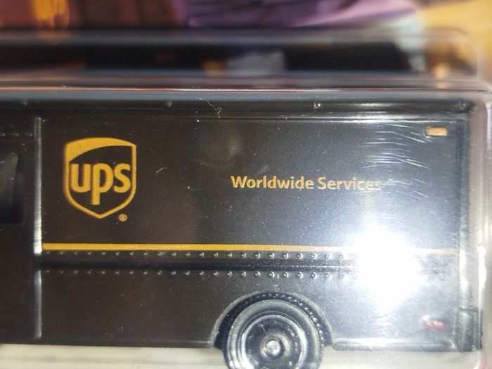 Matchbox Express Delivery UPS Worlwide Services - photo numéro 3