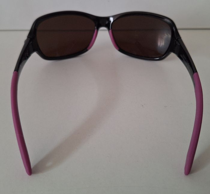 Ensemble lunettes de soleil, boîte et chaîne de maintien - photo numéro 3