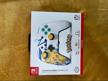 Manette switch Pokémon pikachu neuve scellée