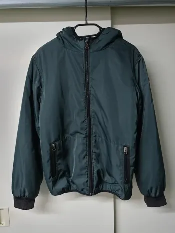 Toffe jas van het merk CKS Dubbelzijdig te dragen!