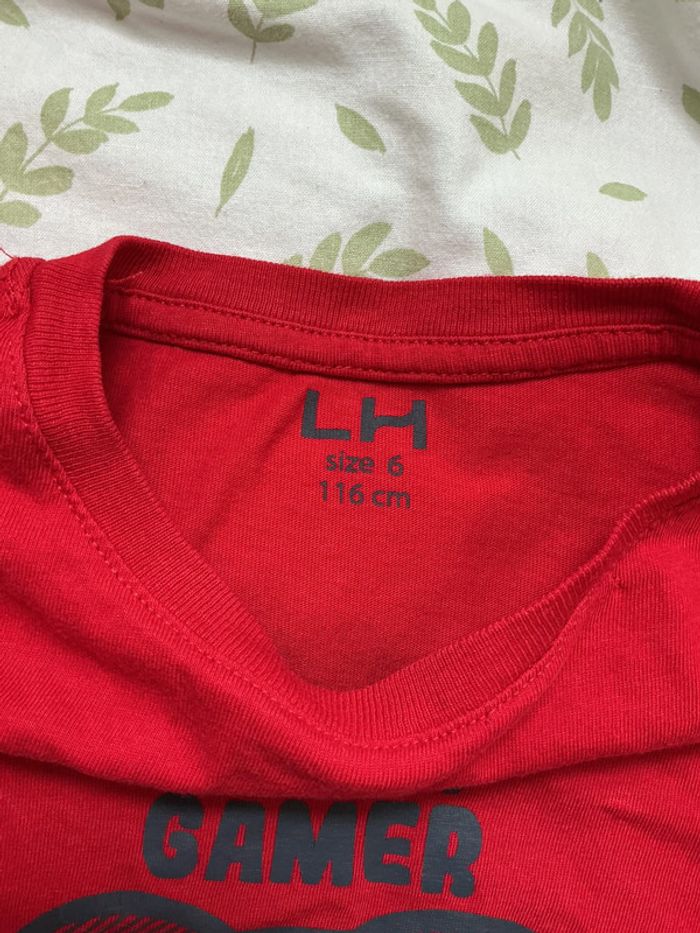 teeshirt manches longues rouge dessin devant la halle 6 ans - photo numéro 6