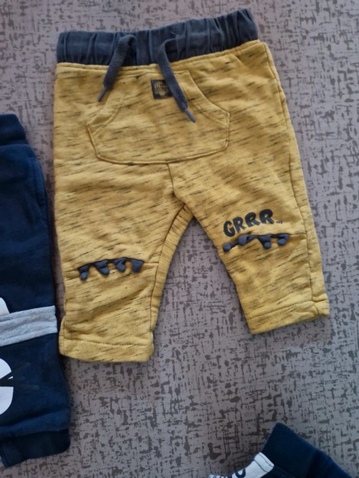 Lot de 3 pantalons bébé 6 mois - photo numéro 4