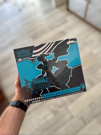 [NEUF] Coffret dresseur d’élite Pokémon EV10.5 Foudre Noire